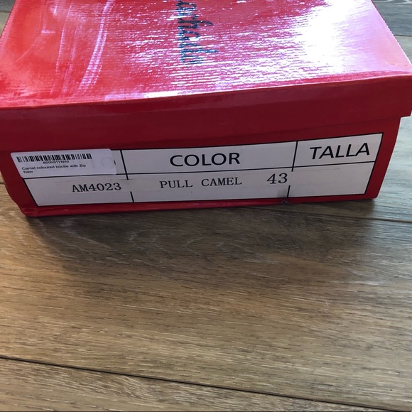 Andres Machado Booties - Picture 2 of 7